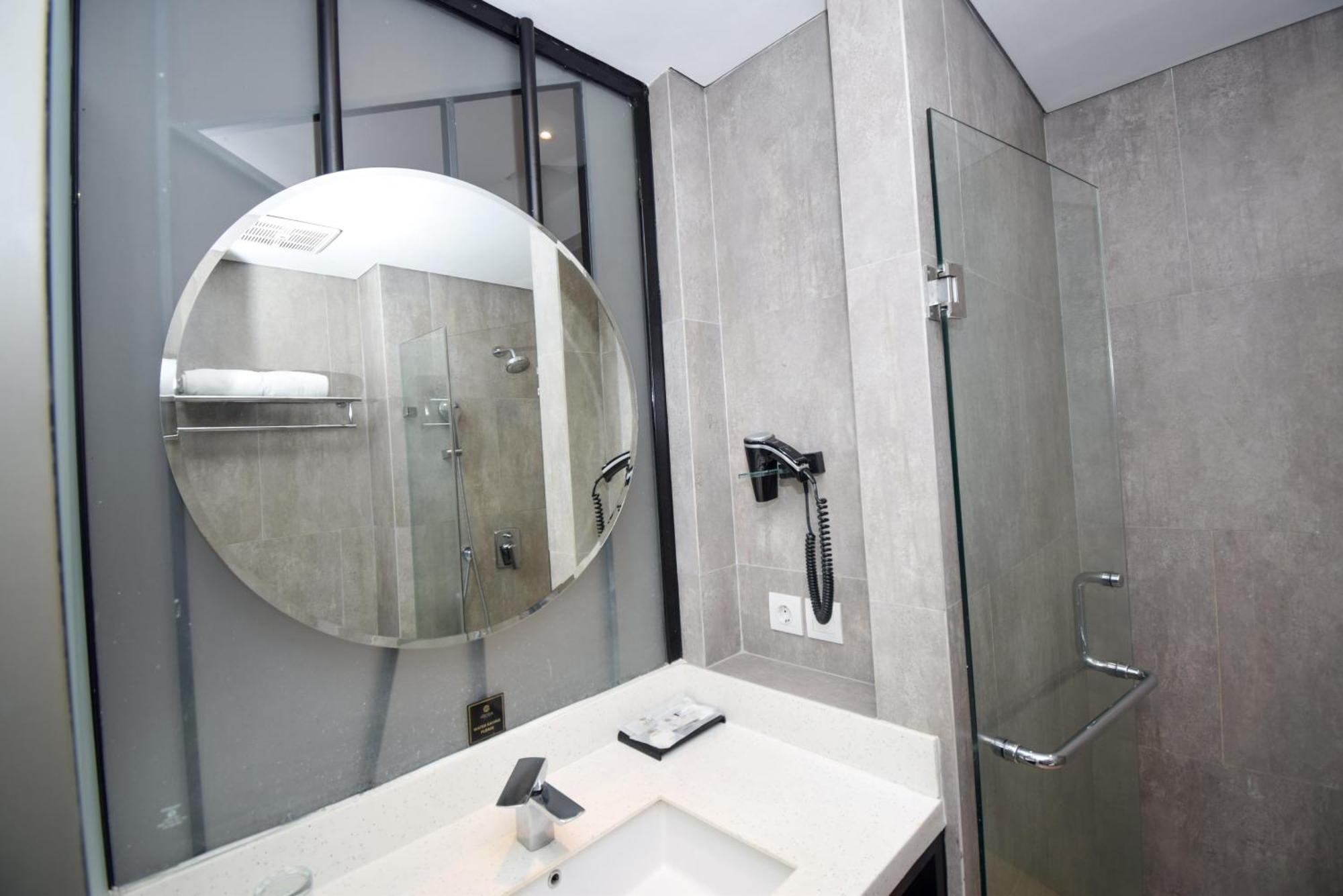 Arosa Hotel Jakarta Exterior photo