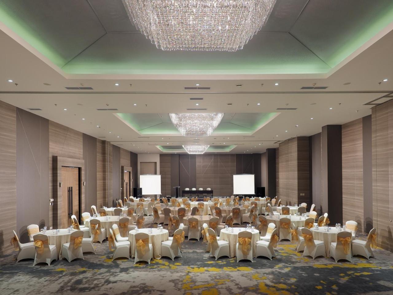 Arosa Hotel Jakarta Exterior photo